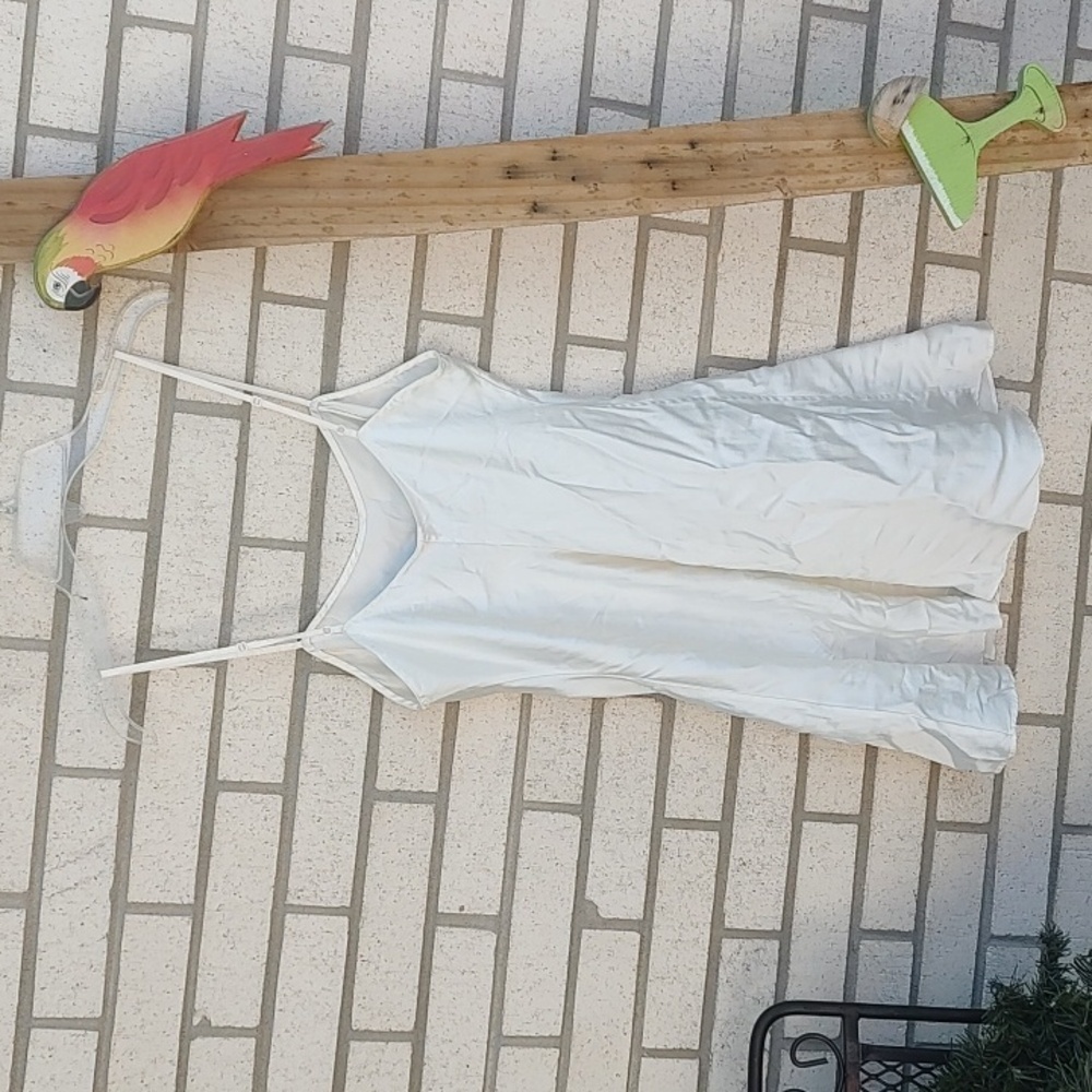 White Slip - Picture 8 of 9